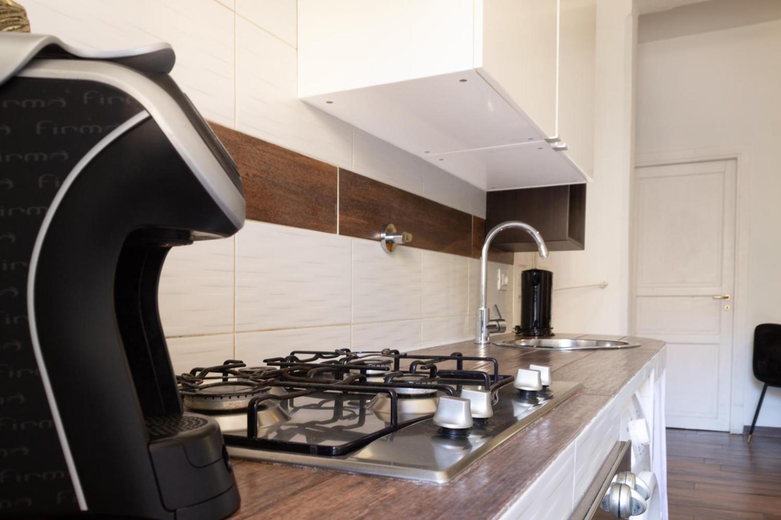 Tp Apartment Luxury San Giovanni Rome Exterior photo